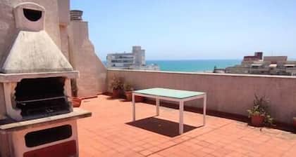 Spacious apartment with sea views in El Perelló