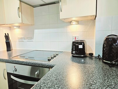 Beautiful Two Bed House in Long Eaton - Nottingham with Netflix