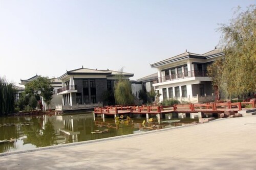 Baicheng Guesthouse