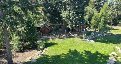 Idyllic Idaho Getaway: Your Spirit Lake Sanctuary