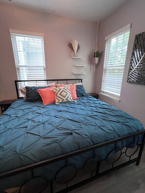 3 Schlafzimmer, Bügeleisen/Bügelbrett, WLAN, Bettwäsche