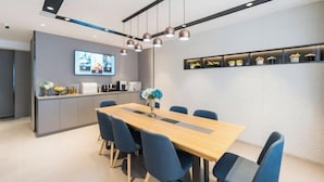 Interior - Homeinn · neo (Shijiazhuang Xinbai Square Wanli Temple Pedestrian Street) (Shijiazhuang)