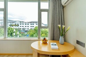 Room - Boffin Holiday Inn (Lijiang)