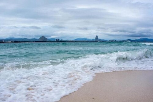 Haibian Dujiawu Hotel (Sanya Dadonghai)