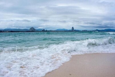 Haibian Dujiawu Hotel (Sanya Dadonghai)
