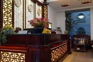 Unclassified image, 4 of 6, button - Shiping Jinbi Hotel (Shiping)