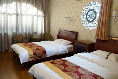 Shiping Jinbi Hotel