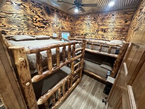 3 makuuhuonetta, Wi-Fi, vuodevaatteet