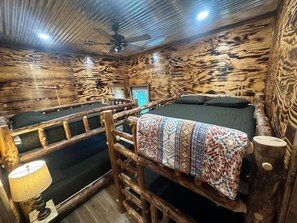 3 bedrooms, WiFi, bed sheets