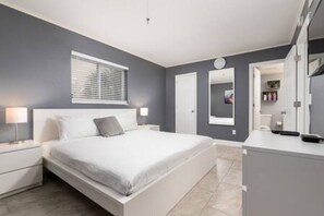 1 soverom, strykejern/-brett, wi-fi og sengetøy