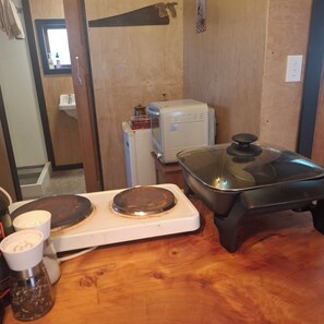 Kühlschrank, Ofen, Wasserkocher, Toaster