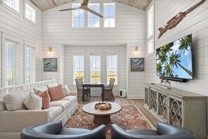 House (3 Bedrooms) | Interior - C Shell 107 FI (Port Aransas)