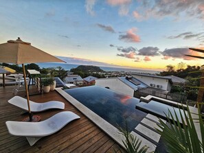 Terrace/patio - Immerse yourself in the elegance of this superb Villa on Reunion Island (Saint-Joseph)