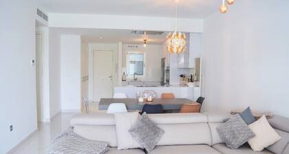 10 mins from Puerto Banus, On the new golden mile - luxury gated community