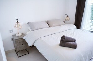 4 soverom, strykejern/-brett, reiseseng for barn og wi-fi