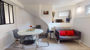 Dining - Lenotre Terrasse Proche Parlement (Strasbourg)