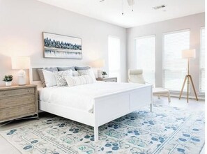 4 室のベッドルーム、アイロン / アイロン台、WiFi、ベッドシーツ