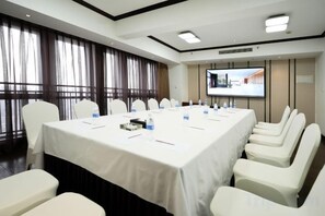 Unclassified image, 5 of 40, button - Yi Qiao Hotel (Chengdu)
