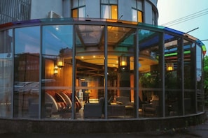 Unclassified image, 2 of 53, button - Yiju Hotel (Shanghai Chuansha Branch) (Shanghai)