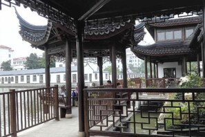 住宿地面
