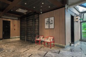 Lobby - Yiju Hotel (Shanghai Chuansha Branch) (Shanghai)