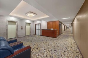 Interior - Yinwan Hotel( South China country garden store) (Guangzhou)