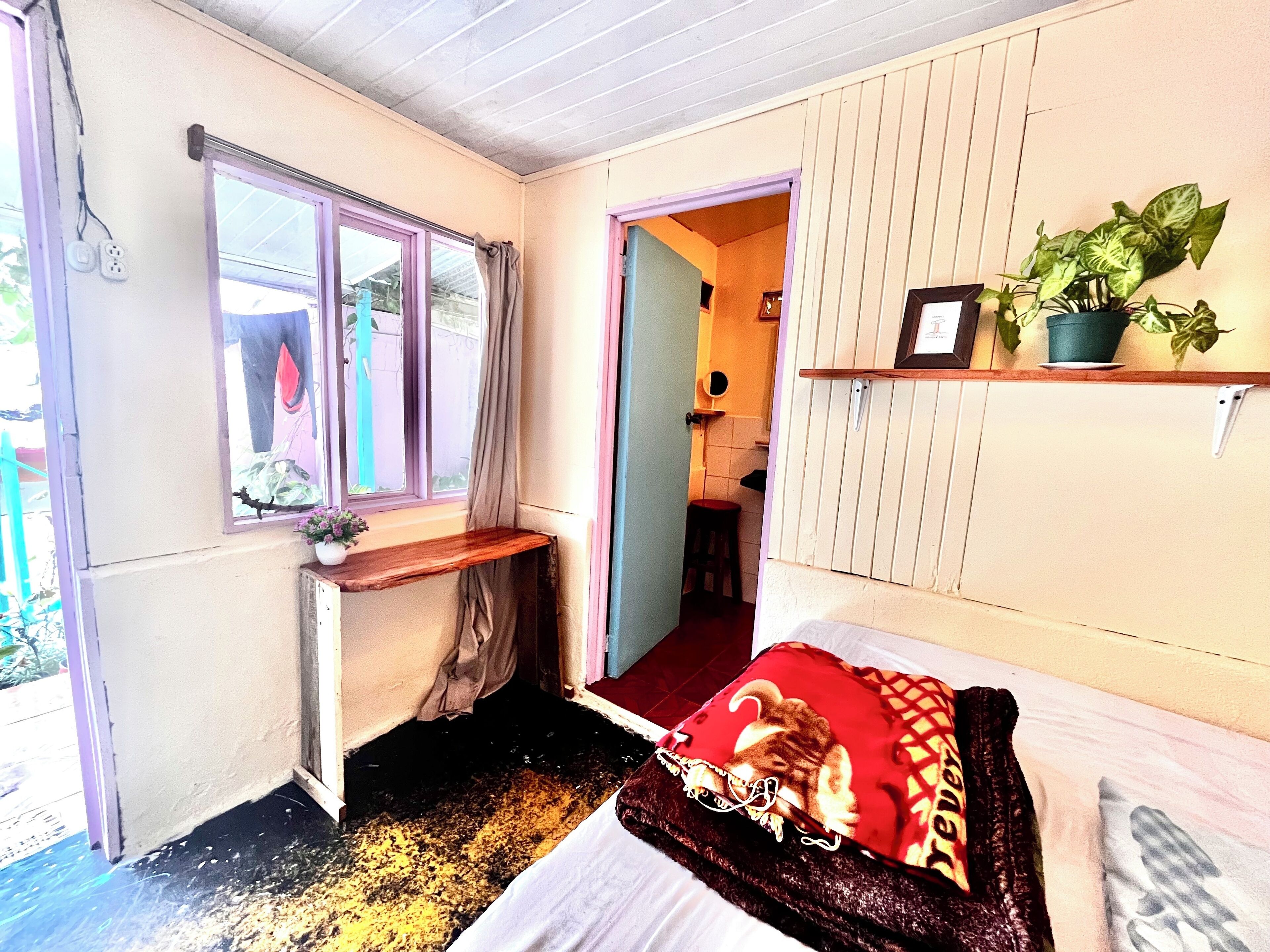 6 habitaciones, wifi y ropa de cama 