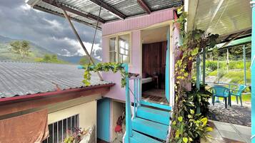 Enceinte de lâhĂ©bergement