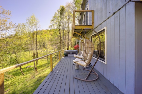 24 Private Acres: Trails/Hot Tub Near Blowing Rock