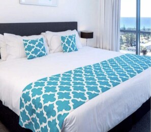 1 bedroom, bed sheets