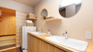 Bathroom - Sen Nanajo Hanabatake (Dog Friendly) (Kyoto)
