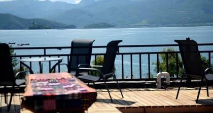 Luguhu Yangguang Clubhouse