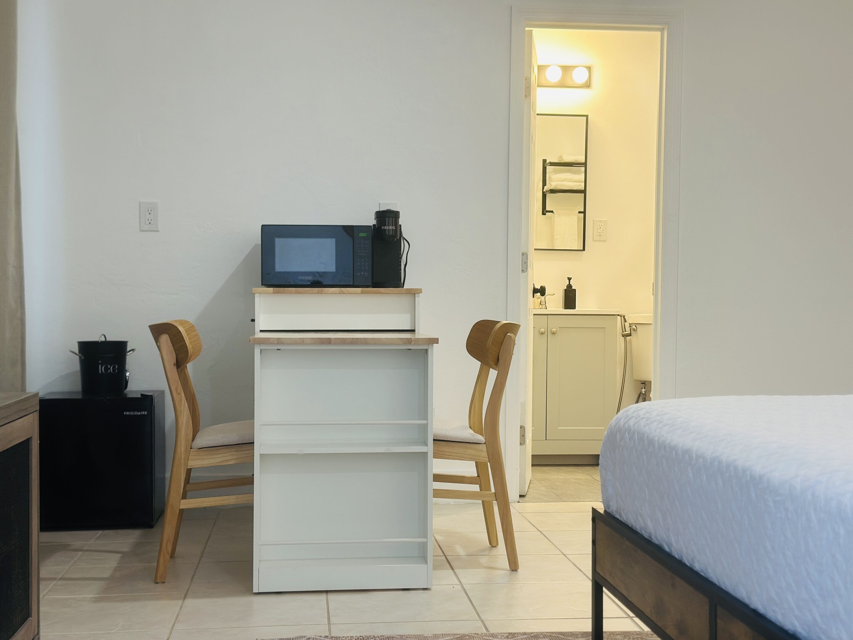 Superior Studio, Private Bathroom (Unit 1) | Dining