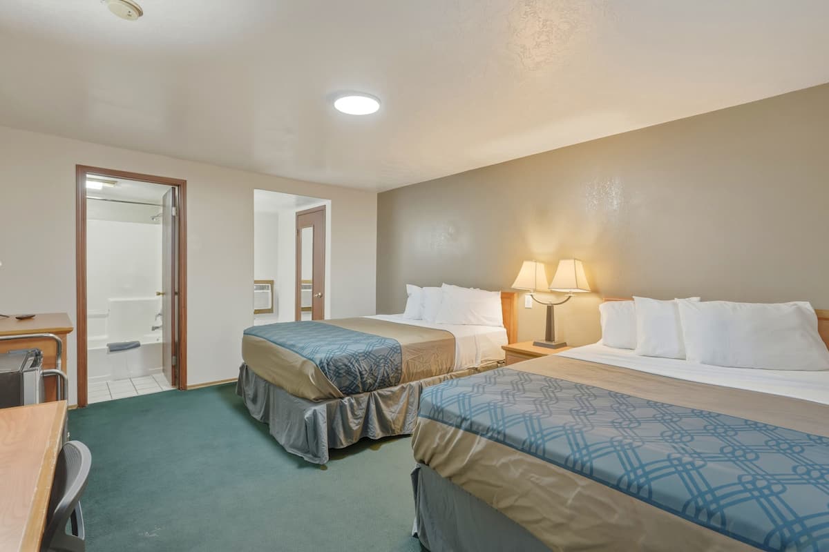 Single Room, 2 Queen Beds, Non Smoking | Desk, laptop workspace, free WiFi