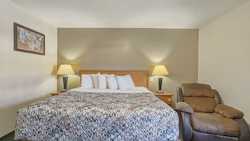 Escritorio, espacio para trabajar con laptop y wifi gratis