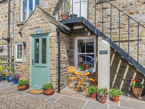 A luxurious cottage perfectly positioned in the heart of Reeth.