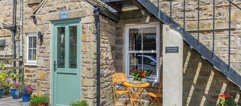 A luxurious cottage perfectly positioned in the heart of Reeth.
