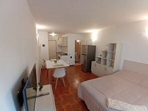 Wifi gratis y ropa de cama