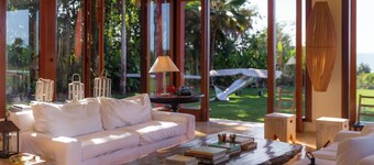 4-bedroom house with outstanding 180 degree view to the ocean