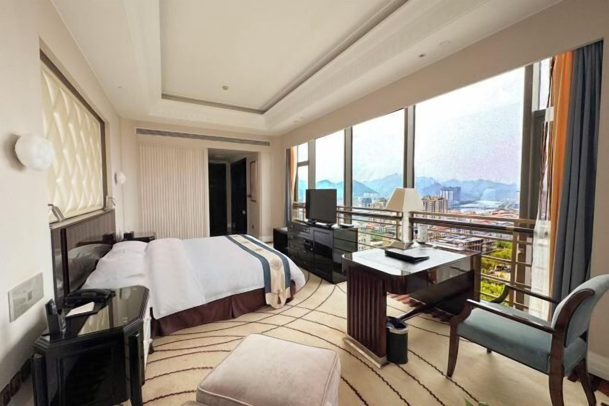 2 Star Hotels