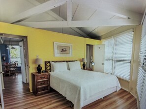 2 bedrooms, WiFi, bed sheets - 2-bedroom villa in fantastic Marathon with WiFi, AC (Marathon)