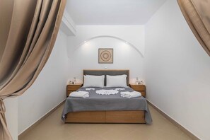 3 slaapkamers, een bureau, wifi