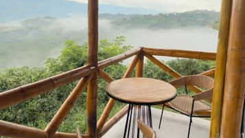 Luxury-Zimmer, 1 Schlafzimmer | Terrasse/Patio