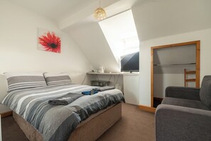 Room - Moonside Rooms (Skegness)