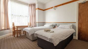 Comfort Twin Room | Free WiFi