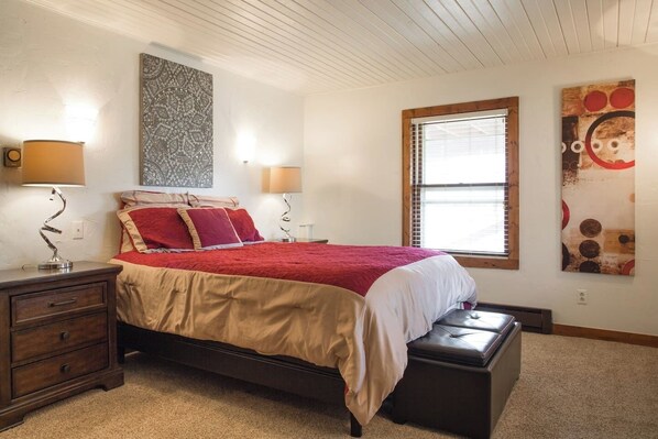 5 bedrooms, iron/ironing board, travel cot, WiFi