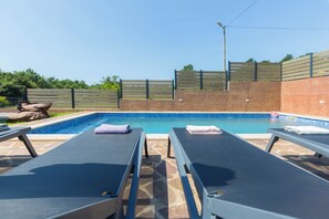 Udendørs pool