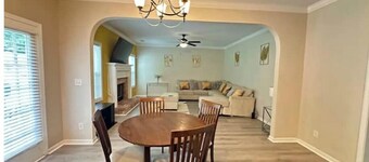 Stylish 4BD/2.5BTH home in METRO ATLANTA