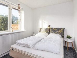 House | 4 bedrooms, individually furnished - 4 Star Holiday Home in Fur (Fur)