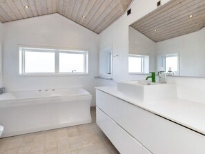 House | Interior - 5 Star Holiday Home in Lokken (Lokken)